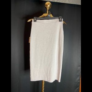 gray knee length skirt